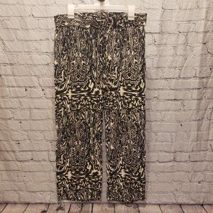 Hester & Orchard casual pants size M